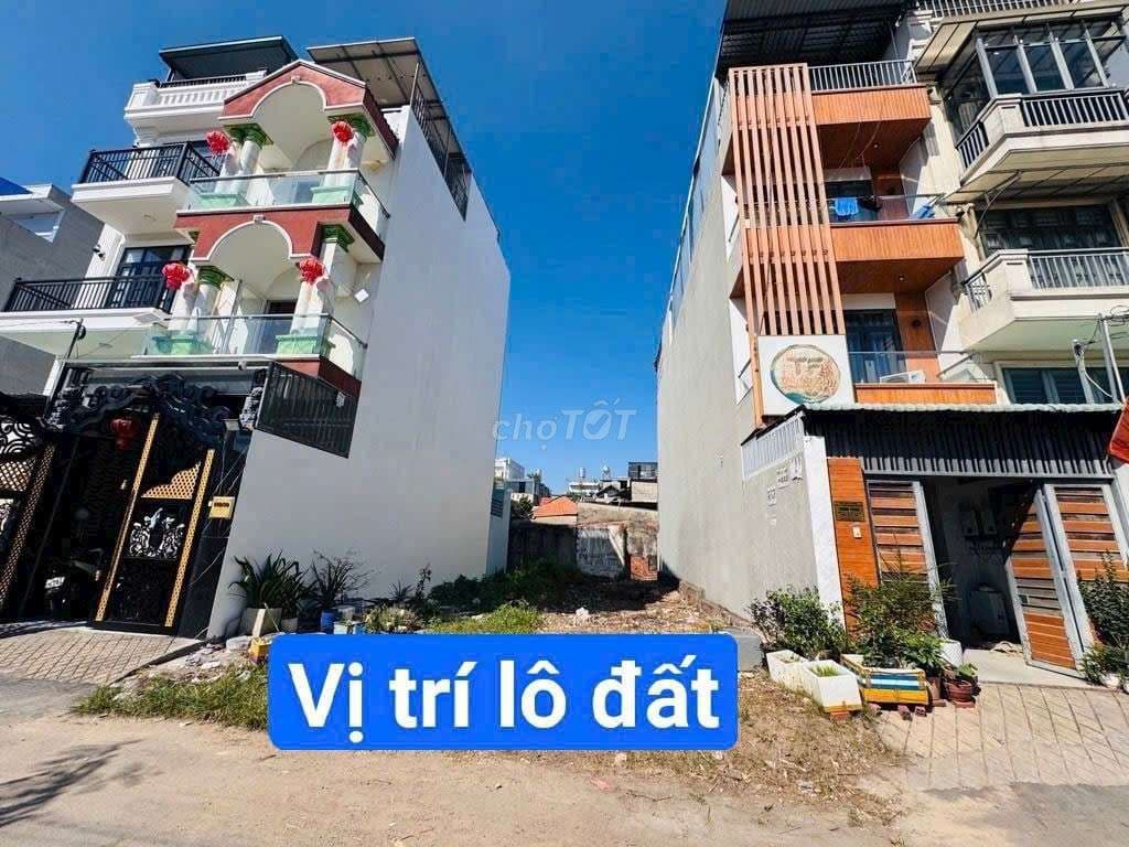 Hiếm _ bán lô đất hxh _ dt: 100m²(4*25) _đg số 22_ linh đông_ thủ đức