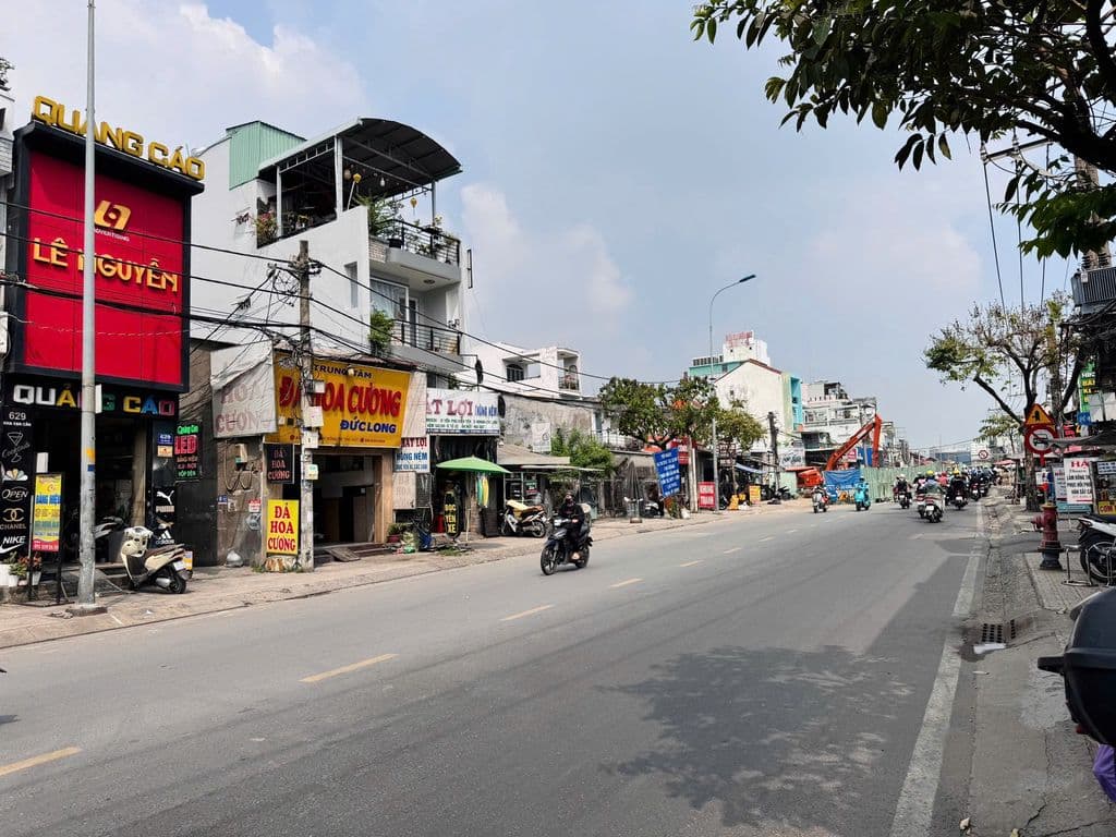 Bán nhà Kha Vạn Cân - gần Chợ Thủ Đức - 60M2 (5.5 x 10) - Hẻm Xe Hơi - Ảnh 2