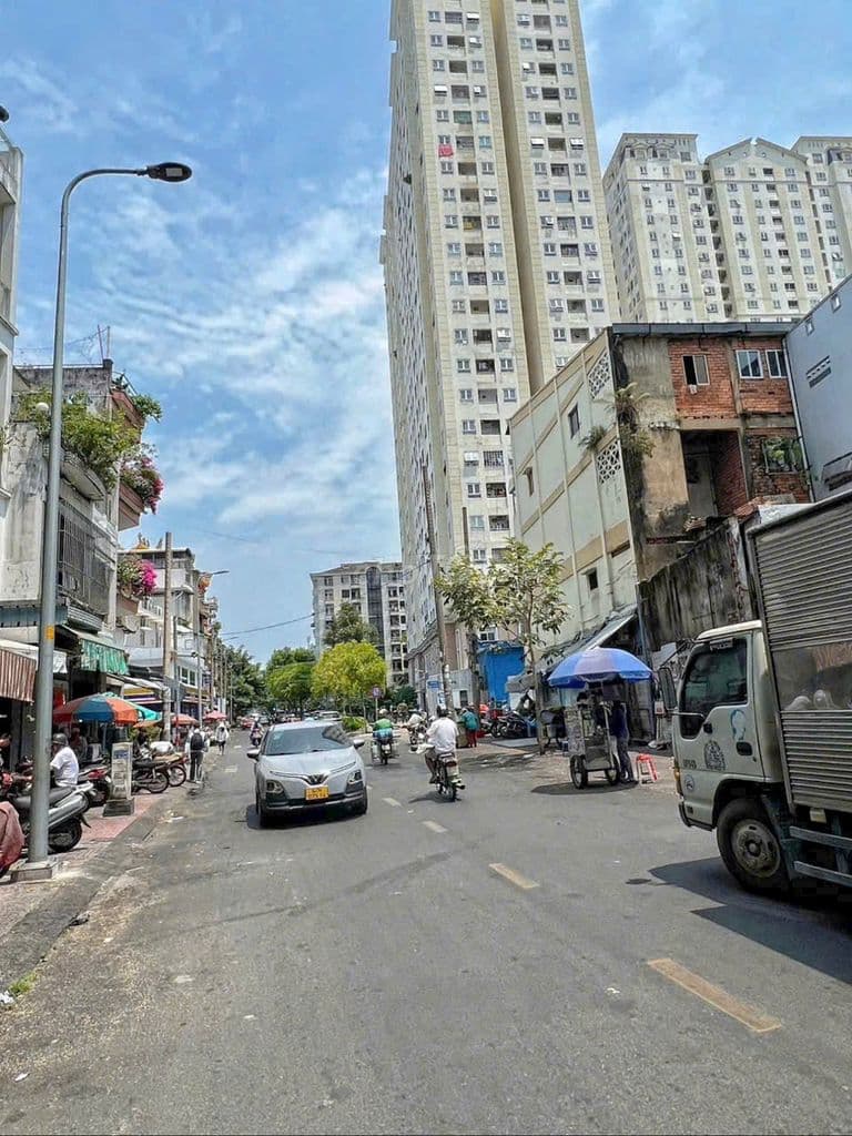 Bán Gấp 3 MTKD Lý Nam Đế, P.7, Quận 11