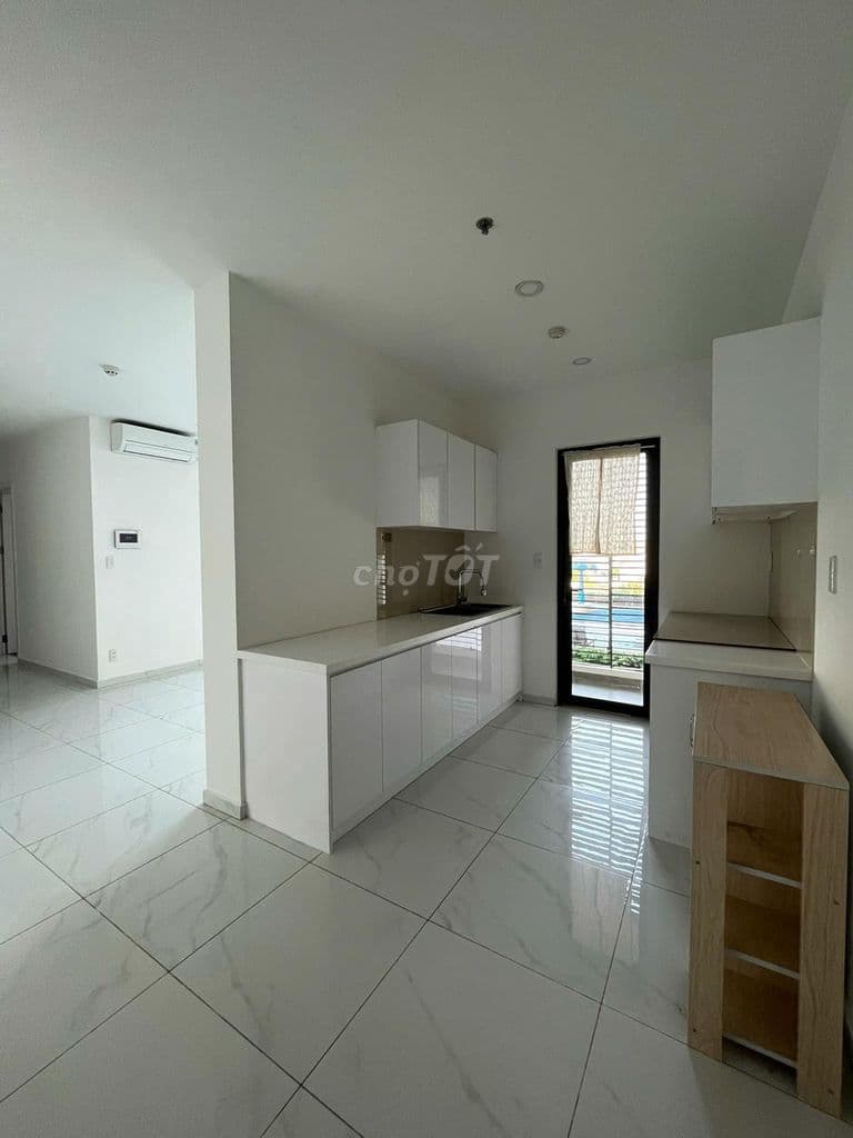 Sổ hồng Quận 2- Cần bán căn góc 75m Dlusso 2PN giá 6.4Ty - Ảnh 2