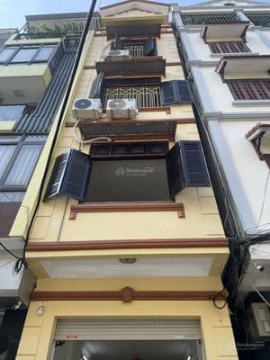 Cho thuê nhà 5 tầng tại ngõ 81 Trần Cung, Cầu Giấy, Giá 20 triệu/tháng