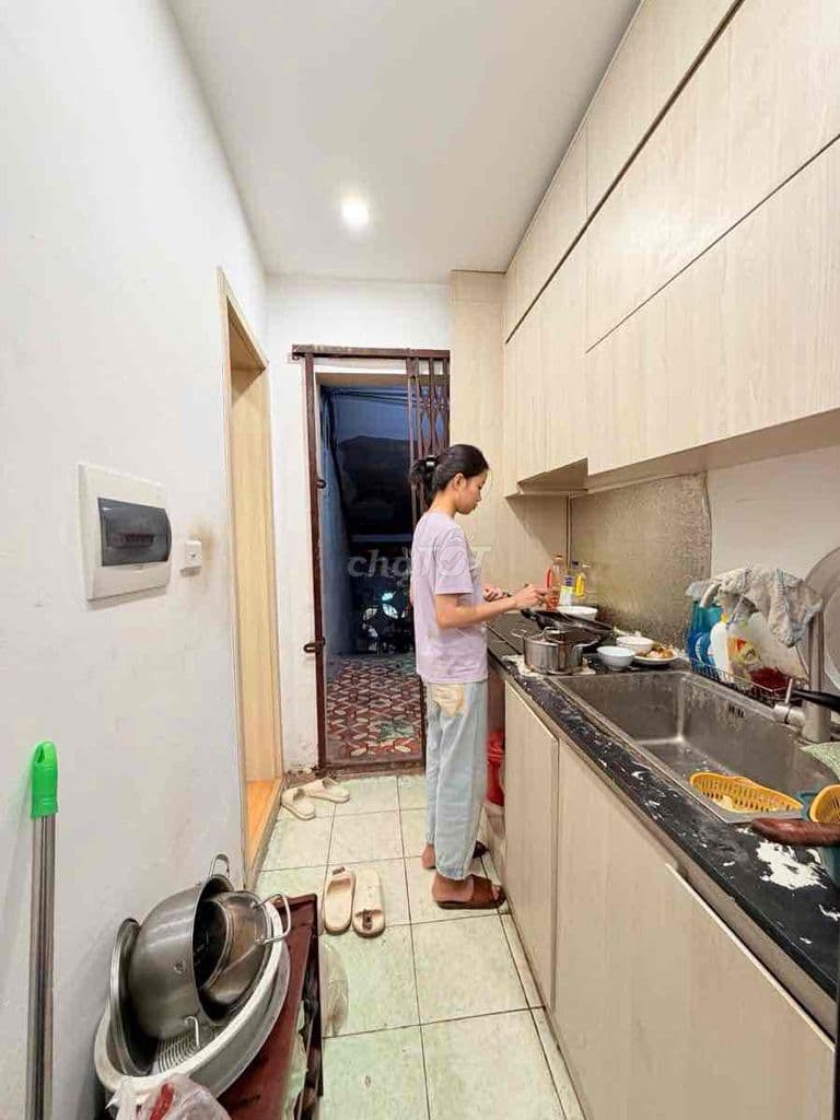 TT MẶT PHỐ LÁNG HẠ - BAN CÔNG THOÁNG - DÒNG TIỀN 6TR/THÁNG - Ảnh 2