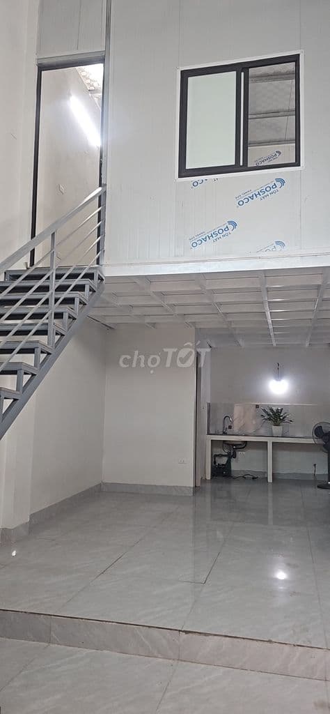 Thượng phúc, Tả thanh oai 650triệu. Nhà c4 .Ô tô tránh. Kinh doanh