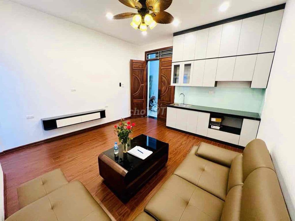 Chủ gửi bán TT Nguyễn Trãi, 2 thoáng, 2 ngủ full nội thất, ô tô tránh