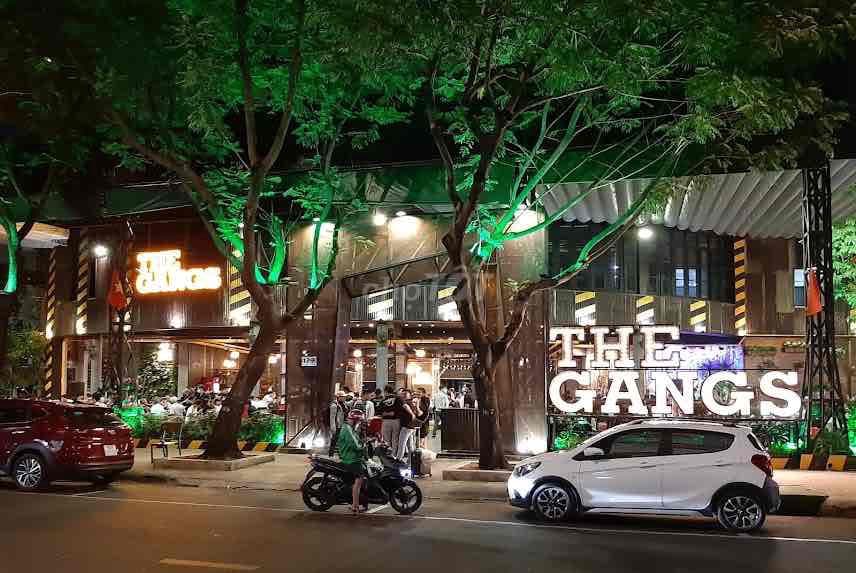 The Gangs Cao Thắng, 2000m2, Quận 10