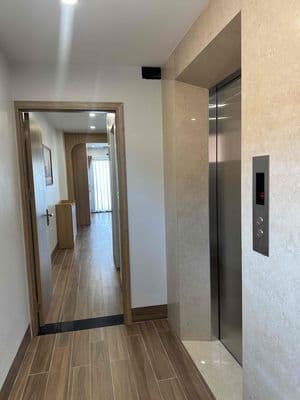 CĂN HỘ FULL ĐỒ CAO CẤP – PHỐ HỒNG TIẾN