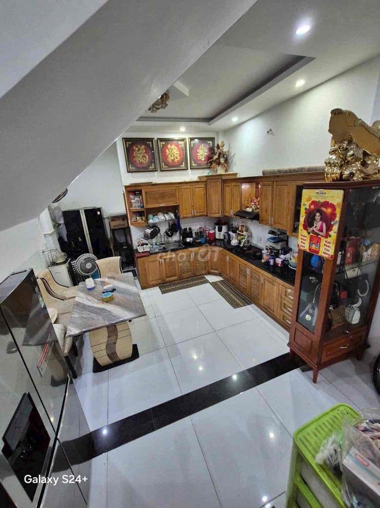 NHÀ 3 TẦNG HẺM THÔNG ĐƯỜNG 8M - LINH ĐÔNG - GẦN PHẠM VĂN ĐỒNG - Ảnh 3