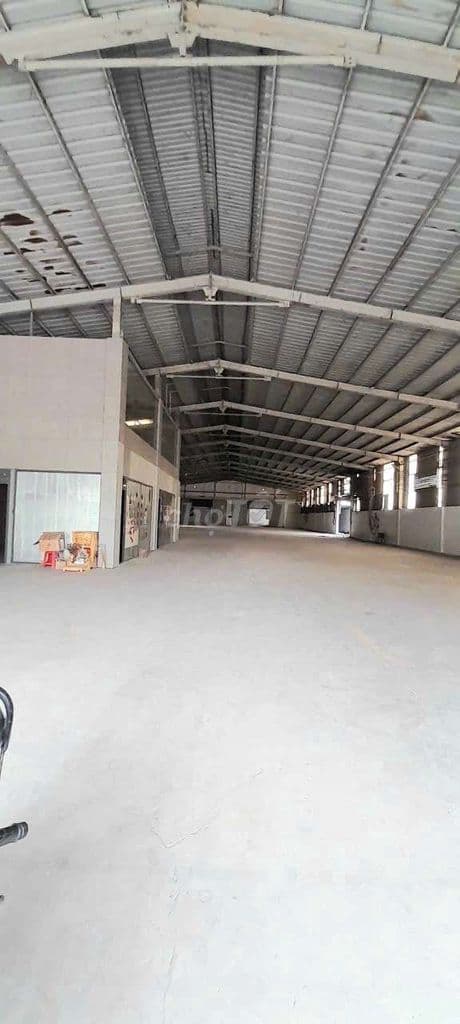 Bán xưởng 1600m² và 2500m²