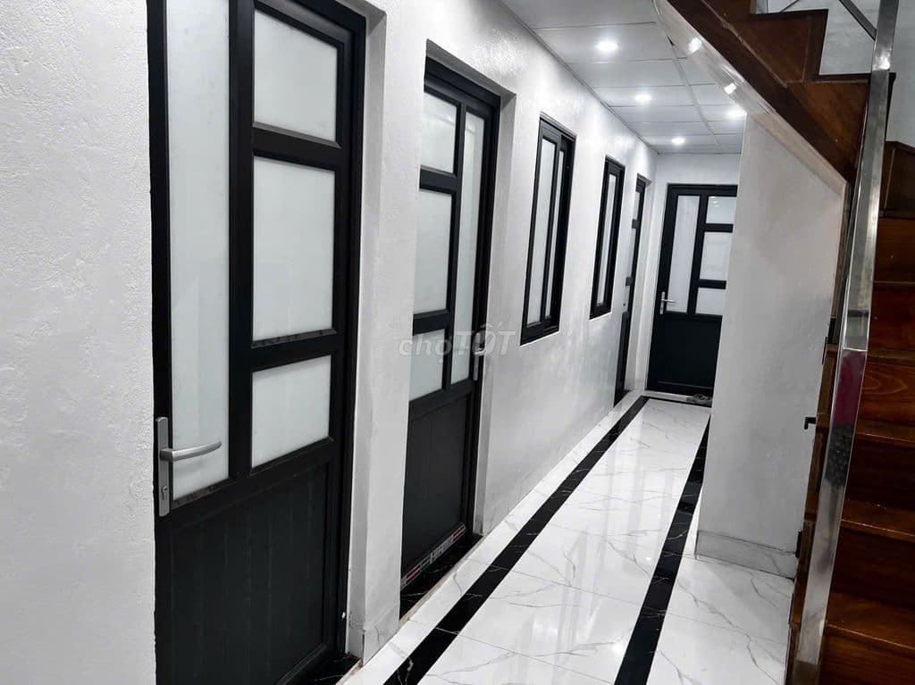 HÓT BÁN NHÀ - CCMM - MẶT ĐƯỜNG GIÁP BÁT, HOÀNG MAI - 194M ĐẤT- SIÊU RẺ - Ảnh 2