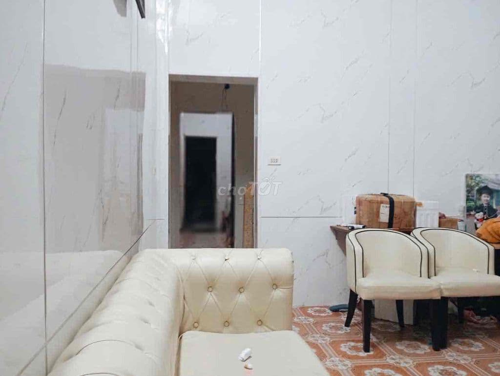 Chủ giảm giá bán nhà mặt phố Lê Hữu Trác cách đường Phùng Hưng 100m - Ảnh 2