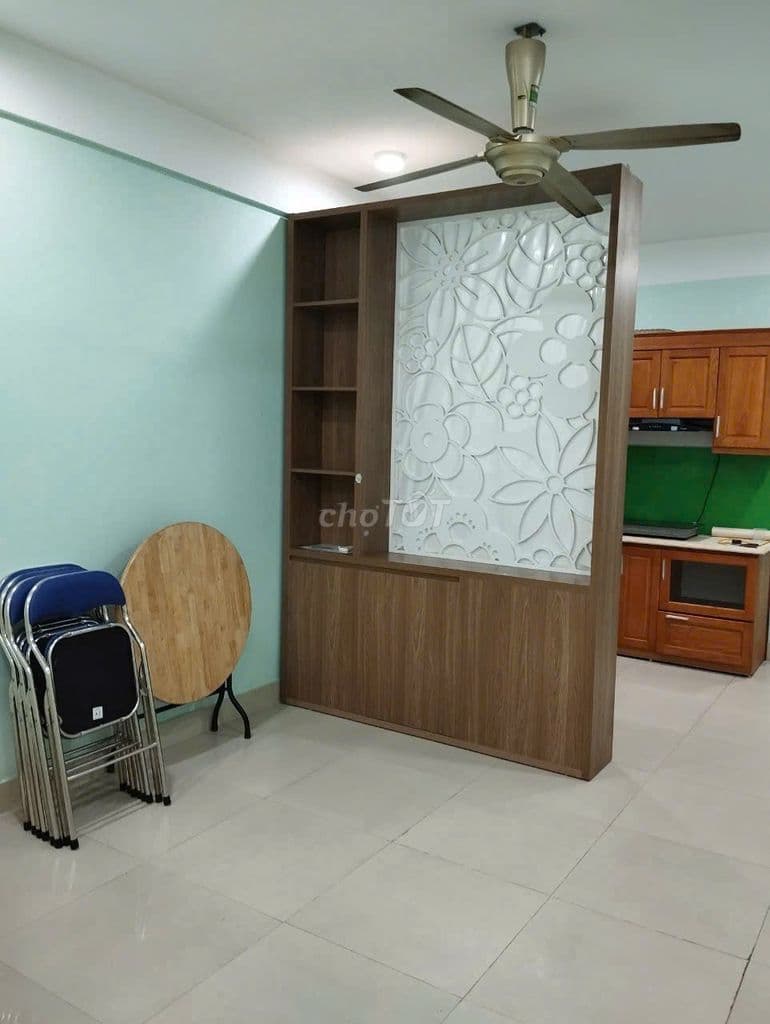 Cho thuê căn hộ CC mi ni, ngõ 82 Yên Lãng, DT 52m2