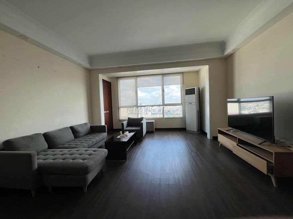 Bán 2 phòng ngủ The Manor, lầu cao view sông đẹp giá 9.7 tỷ