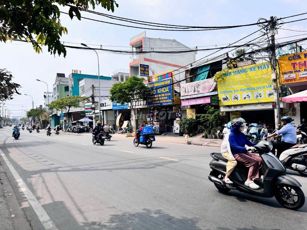 Bán nhà Kha Vạn Cân - gần Chợ Thủ Đức - 60M2 (5.5 x 10) - Hẻm Xe Hơi