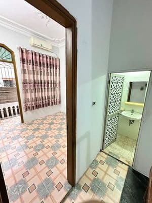 Nhà nguyên căn 4 tầng 7 triệu, Hai Bà Trưng