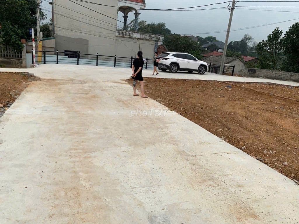 LÔ ĐẤT ĐẸP QUÁ, 100M2 FULL ONT, CHỈ CÓ HƠN 2 TỶ