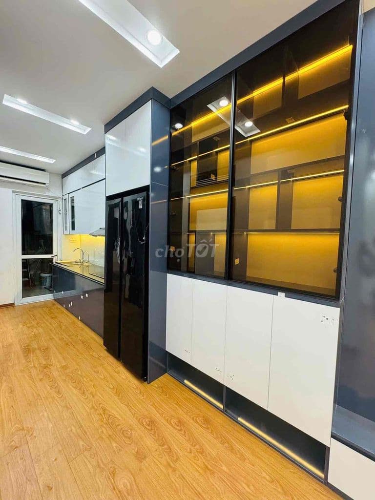 Hơn 3 tỷ có căn CC đẹp sổ hồng Kim Văn Kim Lũ-Mặt phố-Thang máy-50m:2N - Ảnh 2