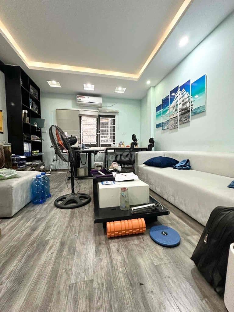 Cc bán nhà riêng 5 tầng, 40m2 ngõ 460 khương đình