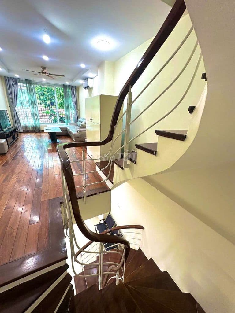 Gia đình bán nhà LẠC TRUNG MINH KHAI 47M2 4T 2 mặt thoáng ngõ Thông - Ảnh 2