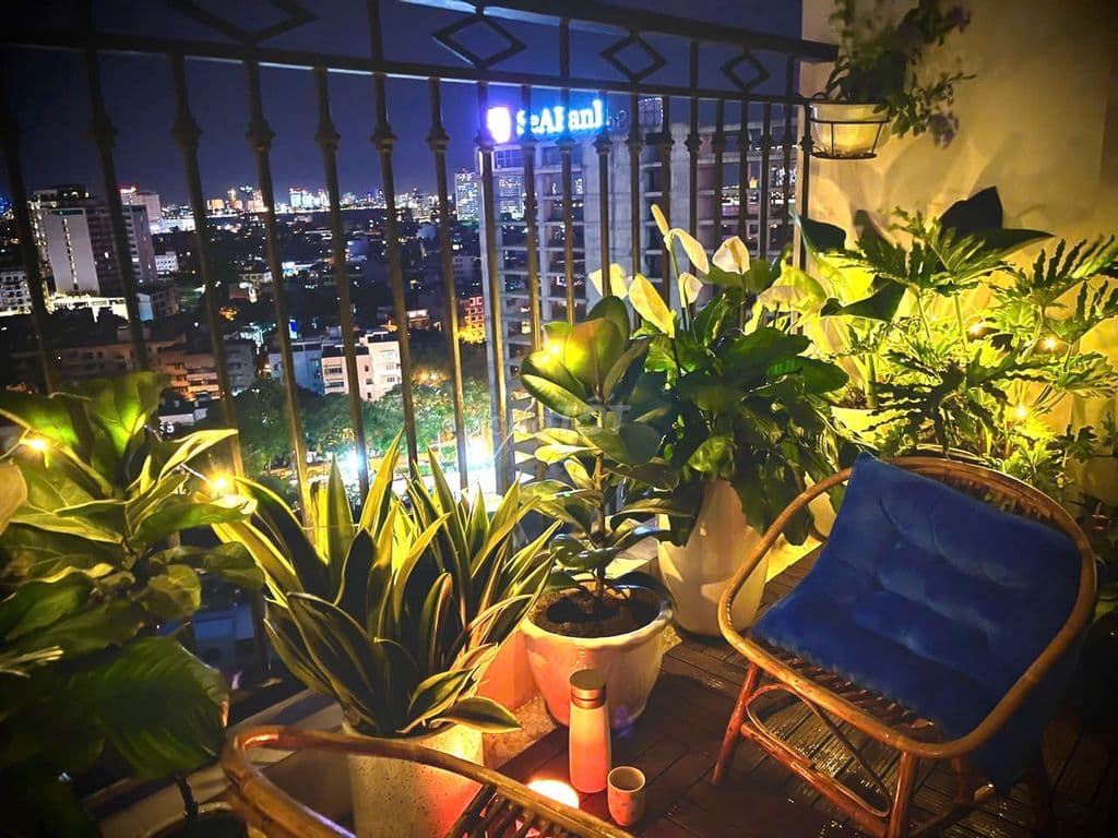 CHCC cực hiếm – view Hồ Tây trực diện – full nội thất xịn - Ảnh 2