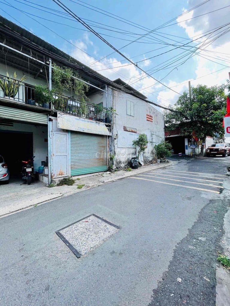 60tr/m2 NGAY GA METRO - GÓC 2 MẶT TIỀN ,XÂY DỰNG CAO ,KHU SẦM UẤT - Ảnh 2