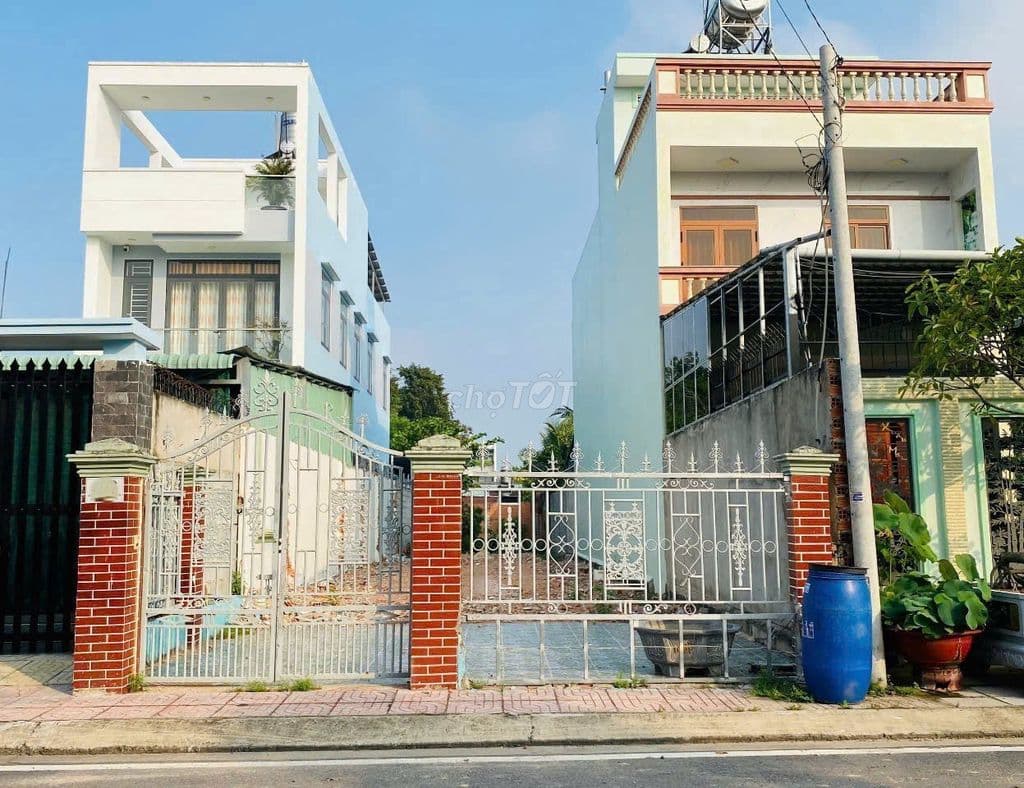 Sổ mới cứng 2025 cho lô đất 296m2 mt nguyễn thị sảng, Có tường kiên cố