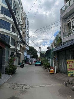 Bán nhà Gò Vấp chính chủ 5 Tầng, 4x18m, Xe tải thông chỉ 8 Tỷ