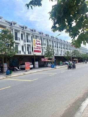 Cho thuê nhà Mặt Tiền KD gần ngã ba Chiêu liêu Dĩ An