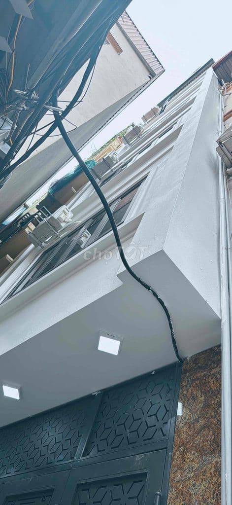 Ô TÔ VÀO CỔNG THANG MÁY 5 TẦNG 40m MT4.2m Ở XUÂN LA 9 Ty 9 - Ảnh 2