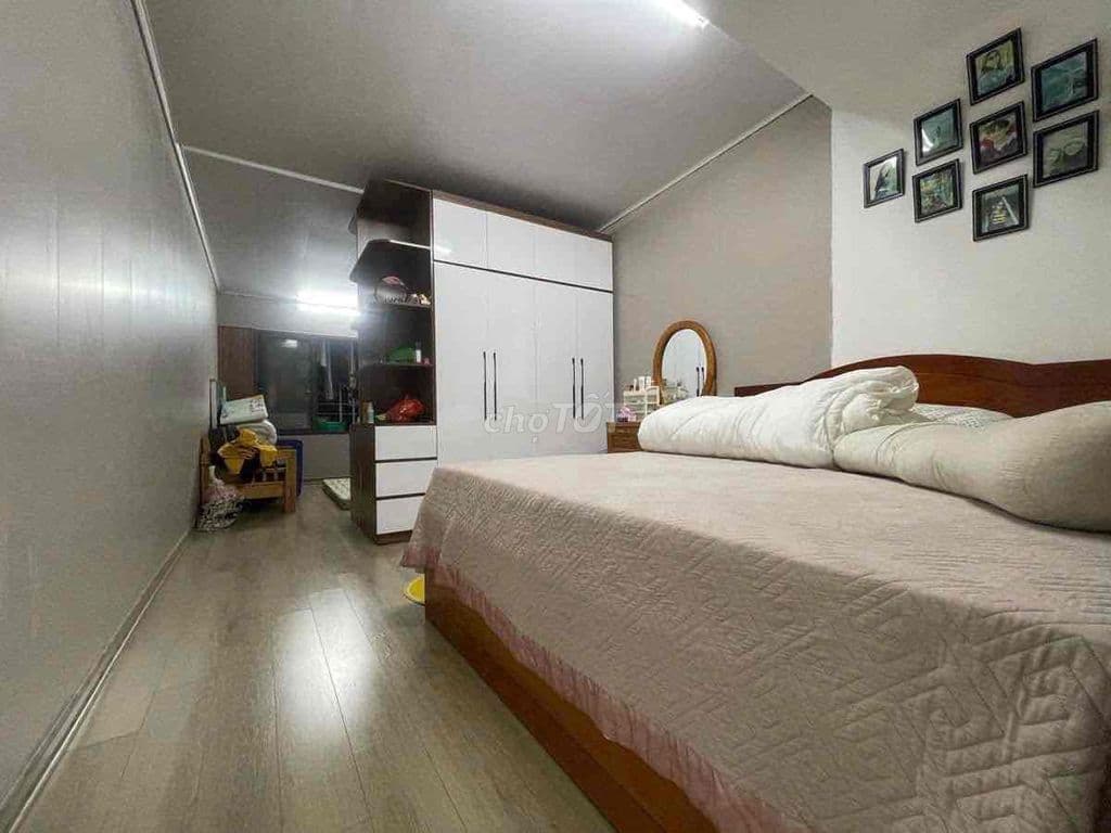 70m2 tập thể tầng 3 sổ đỏ Kim Liên -Lương đình Của nhà đẹp 2 ngủ riêng - Ảnh 3