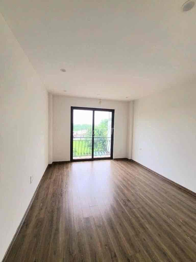 BÁN NHÀ THƯỢNG THANH,LB NGÕ NÔNG 3BƯỚC RA Ô TÔ-40M 5tầng chỉ 7,x tỷ - Ảnh 2