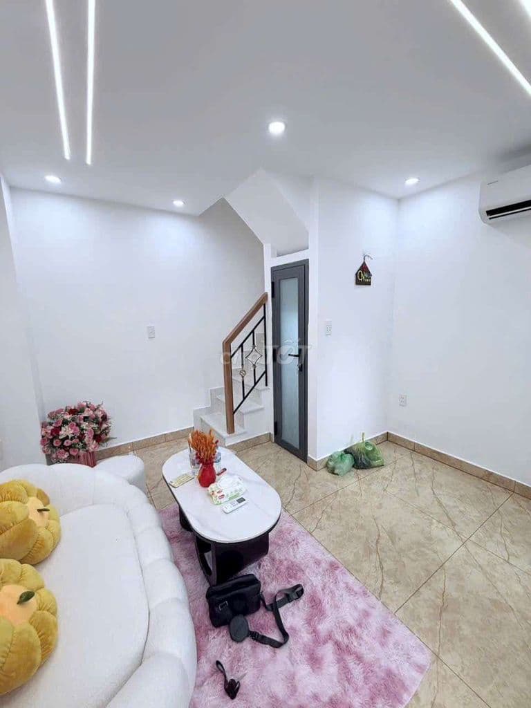 NHÀ TÂN PHÚ - 1 TRỆT 2 LẦU - 2PN 3WC - 3 TỶ 500TR TL - Ảnh 3