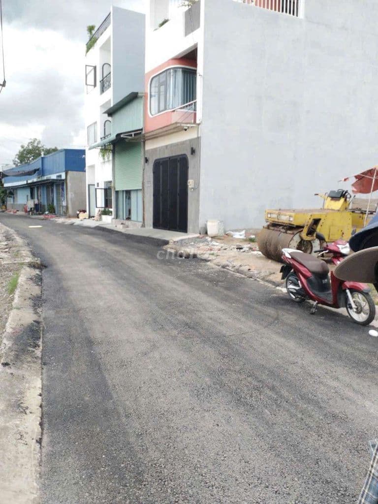 Nền thổ cư giá rẻ phường tân tạo