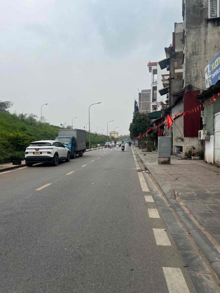 🔥siêu phẩm cần bán đất mặt phố phúc lợi 🔥