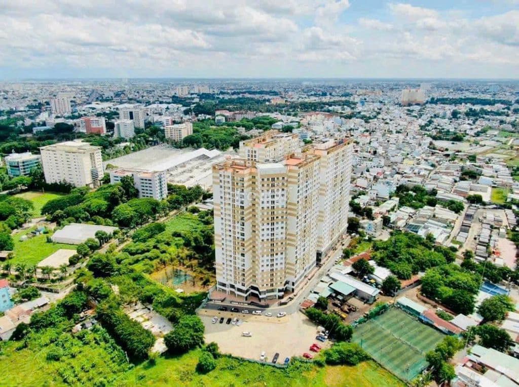 Hưng Ngân có sổ giá 1.8 tỷ 2PN 55m2 - 80 có BC, ngay CV PM Quang Trung