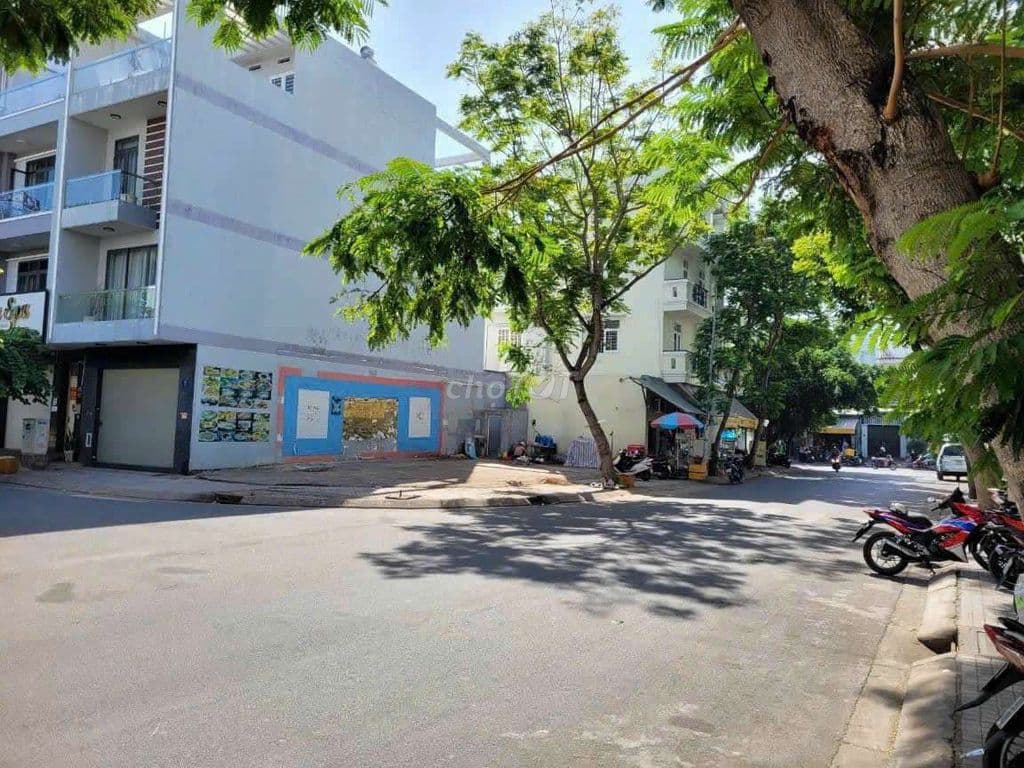 Bán đất kdc quốc lộ 50 gần bxq8