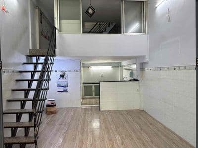 Cho thuê nhà Trần Văn Quang 4x9 diện tích sử dụng 100m2 có 1 máy lạnh