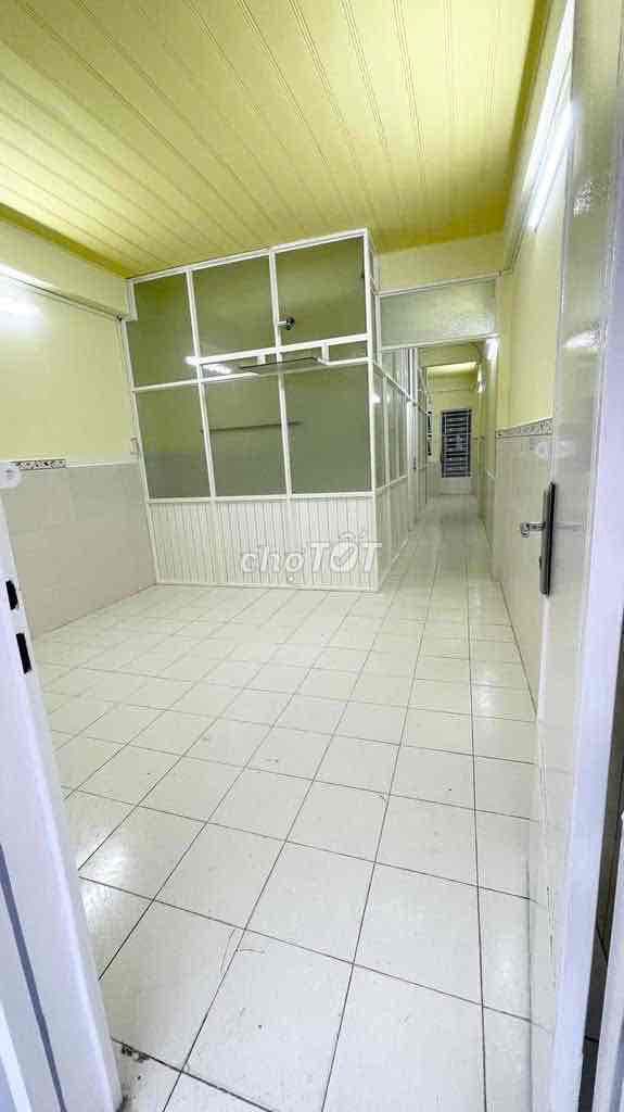 lầu 3- 56m2- 2pn - Ảnh 3