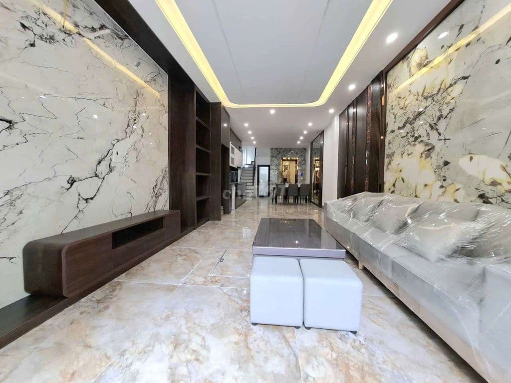 Bán nhà 6 tầng thang máy 61m² bát khối, Long biên full nội thất