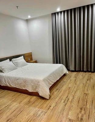 bán toà căn hộ 5 tầng MT NGUYỄN BỈNH KHIÊM ngay cầu Rồng