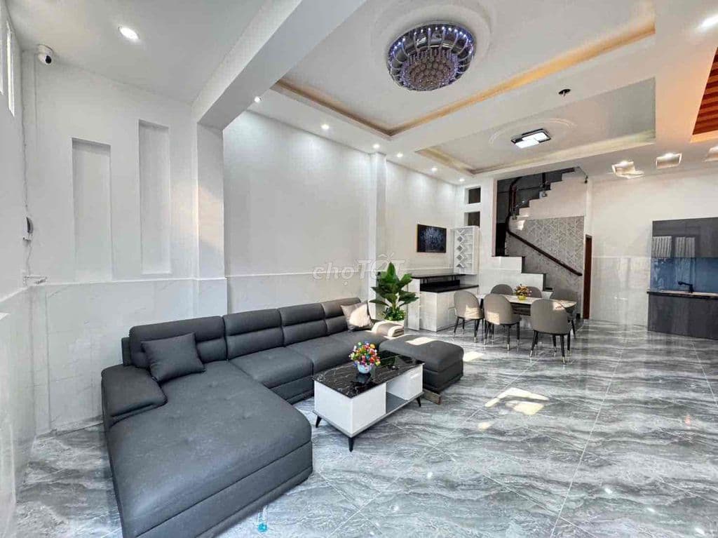 TRỆT 2 LẦU 51,4M2 ĐẤT 110,9M2 SÀN TRUNG TÂM GÒ VẤP. 5,7 TỶ