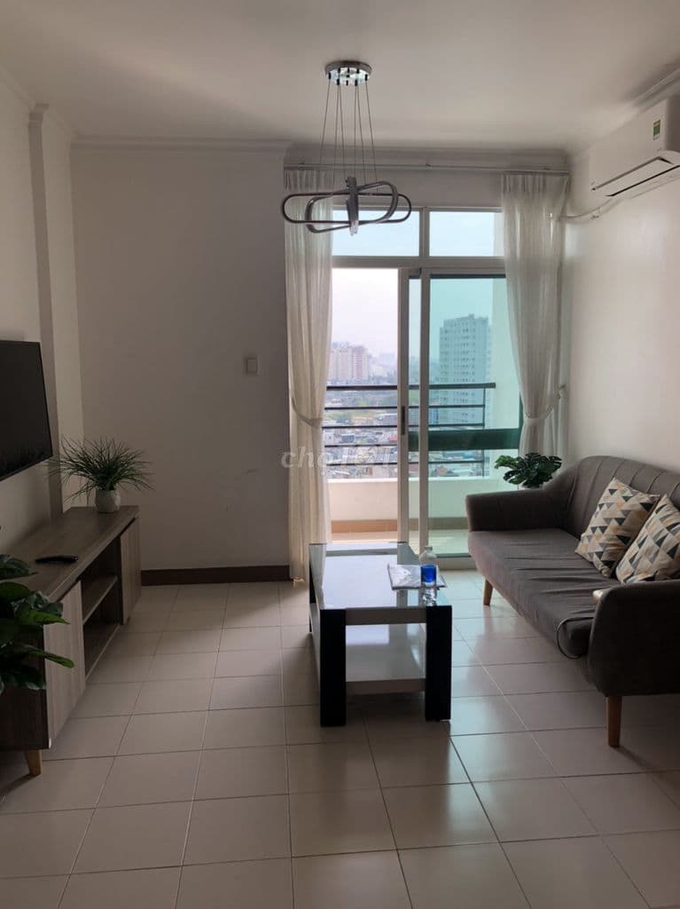 Cần cho thuê gấp căn hộ Phúc Thịnh, 341 Cao Đạt, P.1, Q.5 - Ảnh 2