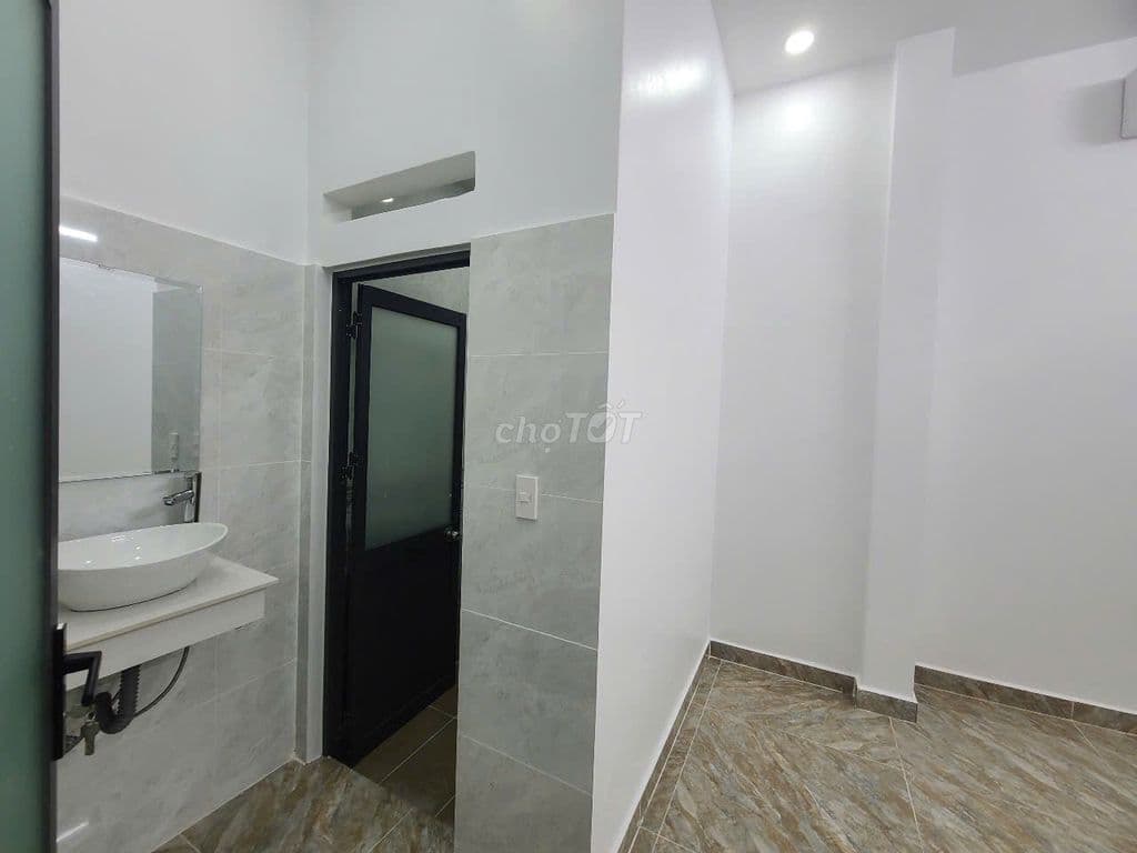 Nhà chính chủ khu vực trung tâm Gò Vấp - 104m2 - Ảnh 2