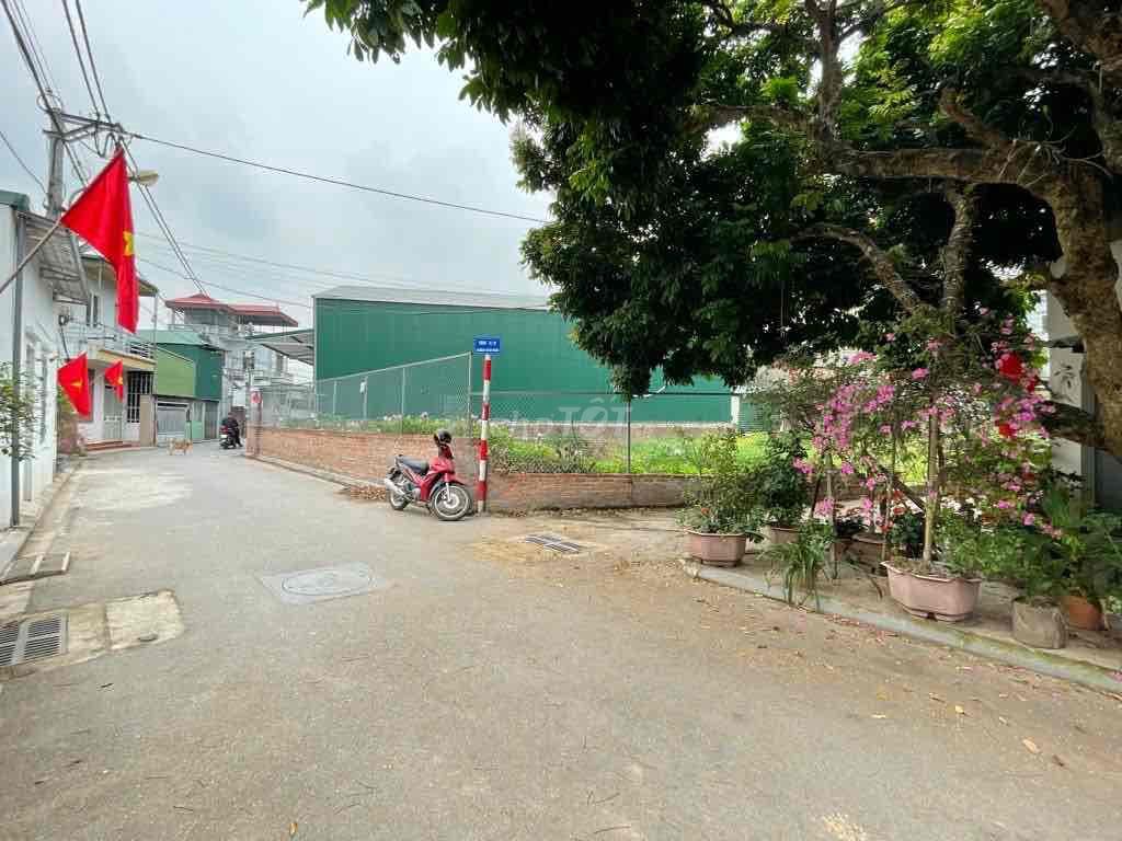 Ngõ nông- Ô tô- giá tốt- chủ nhiệt bán - Ảnh 2