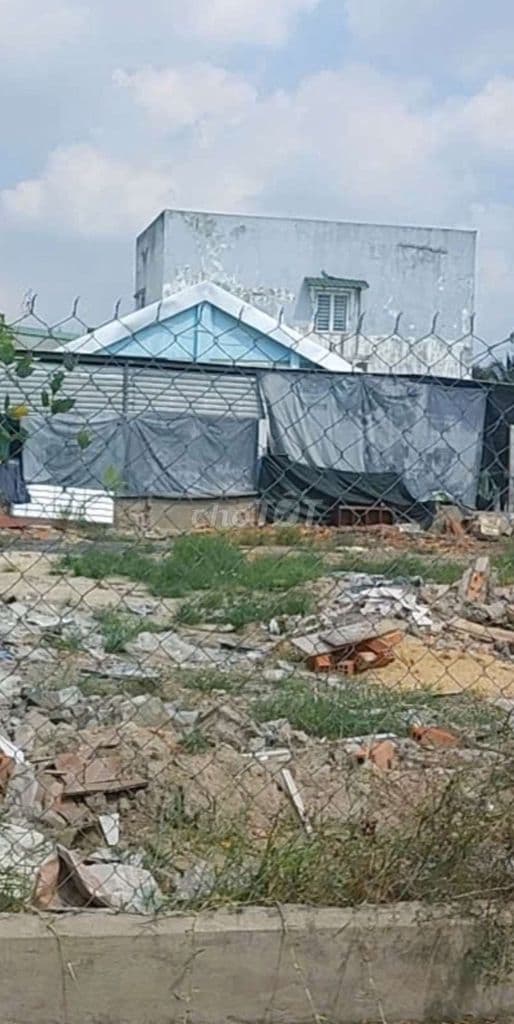 Chính chủ Bán đất Diện Tích 6 x 30m2 Gần Vinhome