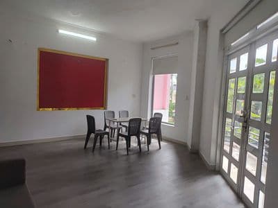 Cho thuê tầng trệt 17m2