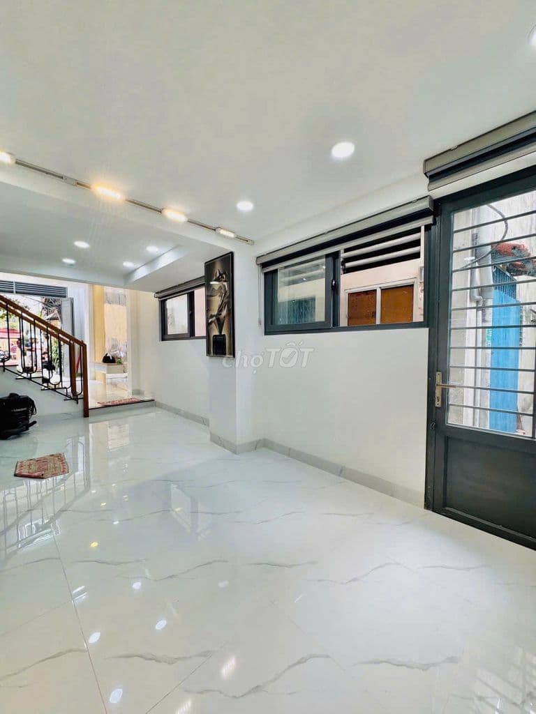 Chỉ 7,9 tỷ - Nhà mới, hẻm xe hơi, khu đường D, Bình Thạnh - Ảnh 2