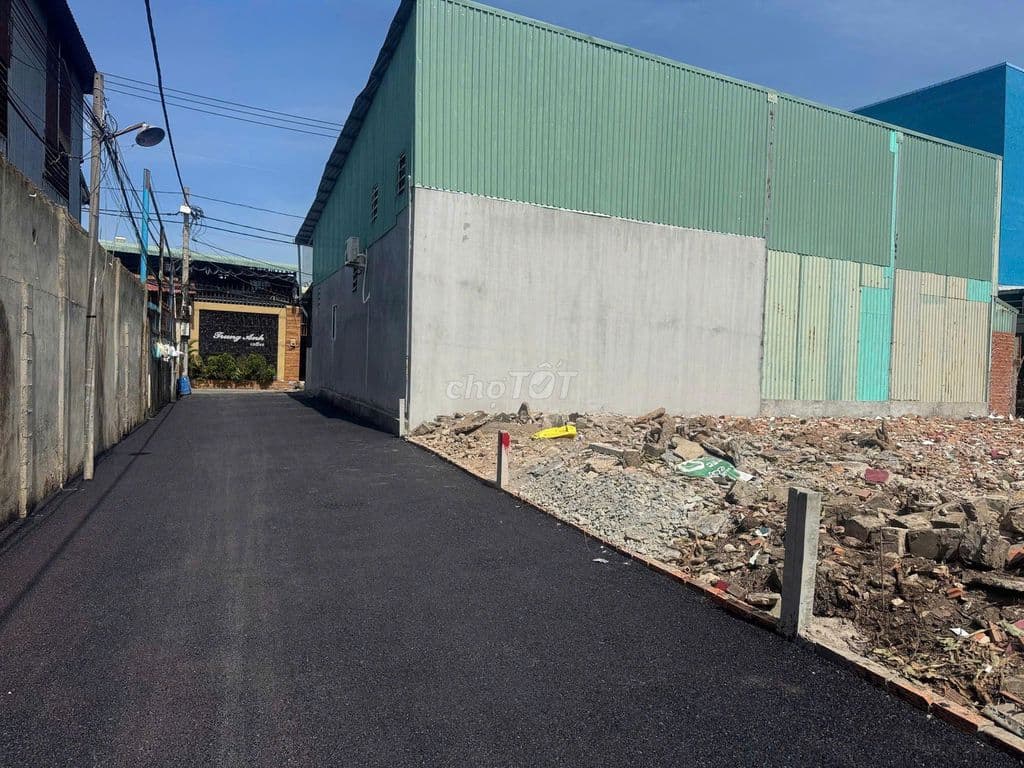 chính chủ cần bán mảnh đất hẻm 647 quốc lộ 13