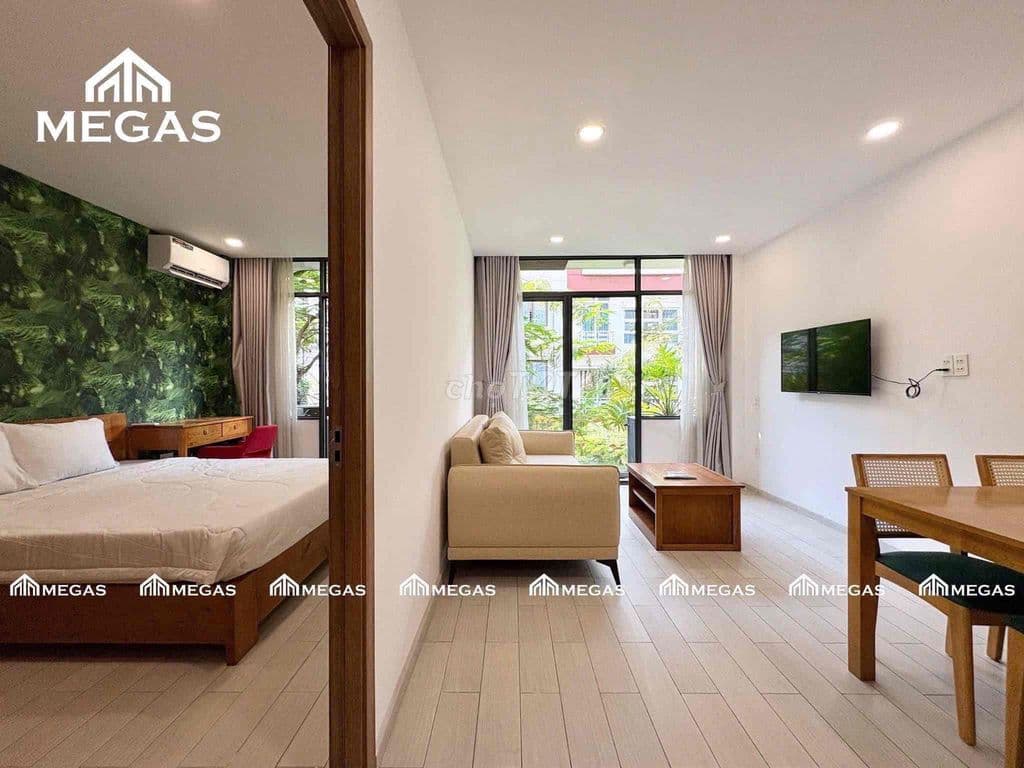 1pn ban công diện tích lớn tại trung tâm quận 7. Nội thất cao cấp