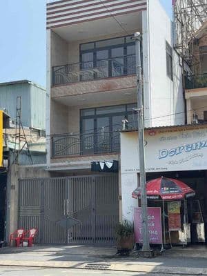 Cho Thuê MBKD Ngã Tư Cách Mạng Tháng 8