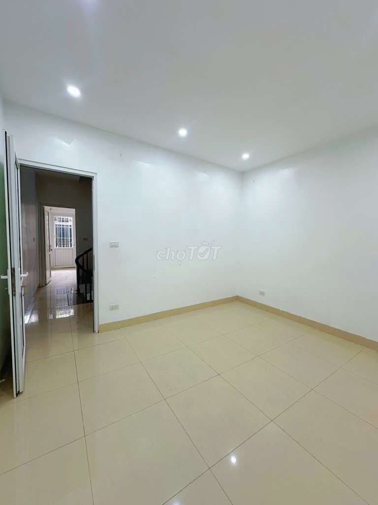 Nguyễn Ngọc Nại ,Thanh Xuân–50m², 5 Tầng MT 4, ô tô - Ảnh 2